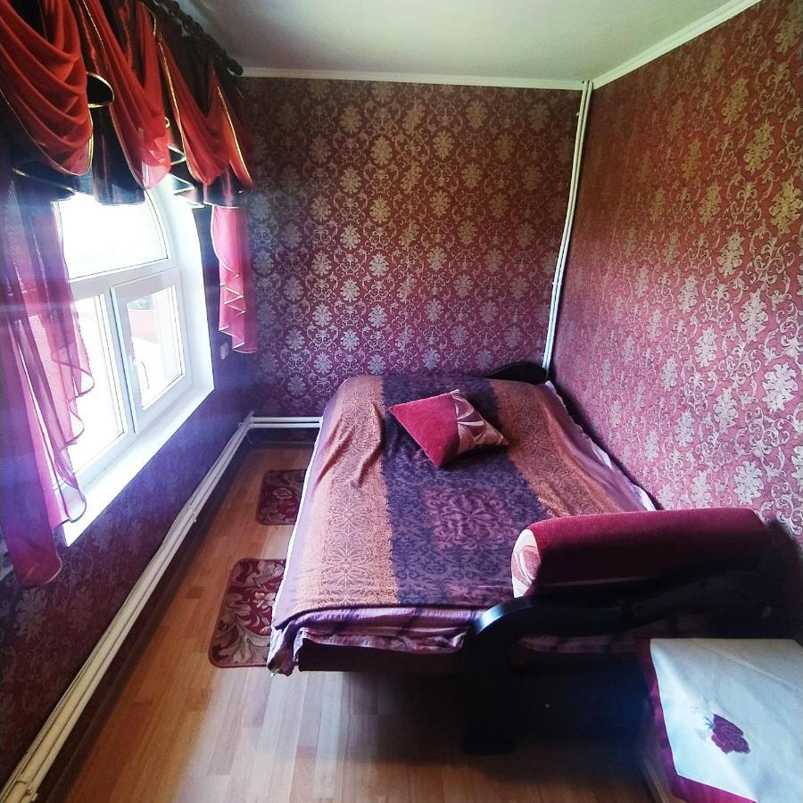 Мальва Daire Lazeshchyna Dış mekan fotoğraf